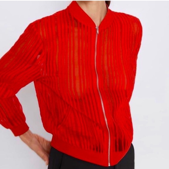 ZARA STRIPED ORGANZA BOMBER JACKET
Red - Picture 2 of 4